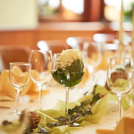 Restaurant Weisses Lamm Appel Gbr Hotel *